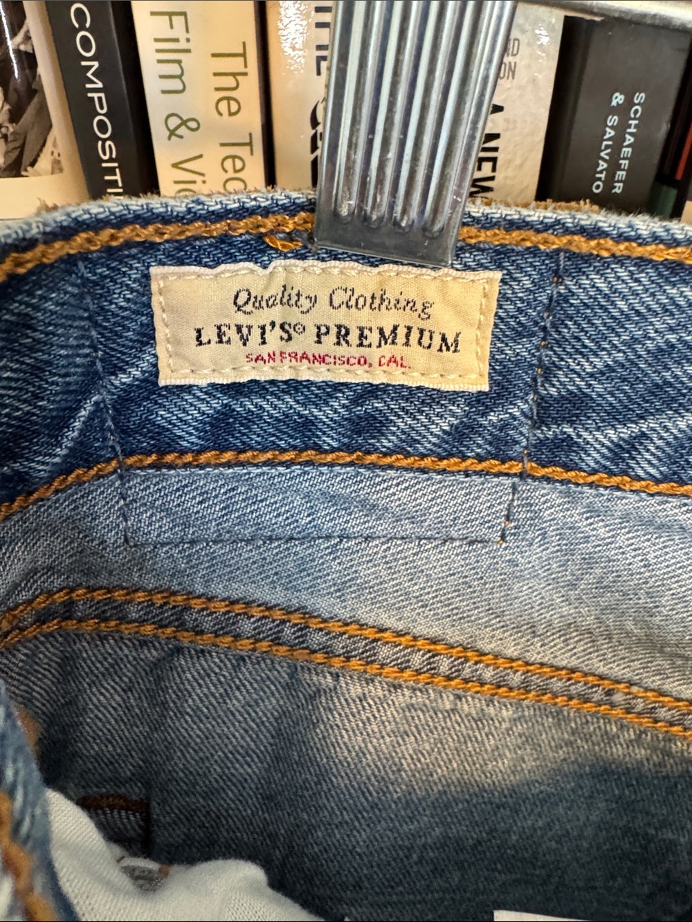 Levi's 501 90s Relaxed Fit, Lightweight Denim Jeans, 31W/30L - Picture 5 of 10